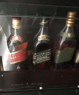 Johnnie W Unique Collection
