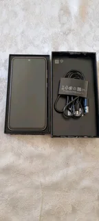 Samsung Galaxy S23 FE dual sim in the box