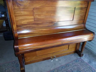 Reinhold Schrother Piano