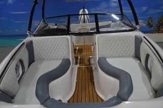 CLASSIC 230 ON TRAILER 300 HP SUZUKI 4 STROKE 2024 MODEL FINANCE ARRANGED