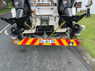 SWIFT 575 ON TRAILER 2 X 150 HP MERCURY OPTIMAX 83 HOURS