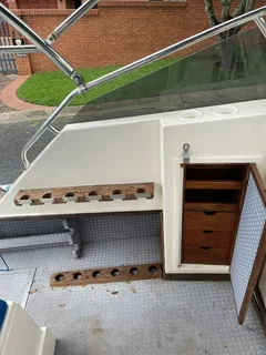 SWIFT 575 ON TRAILER 2 X 150 HP MERCURY OPTIMAX 83 HOURS