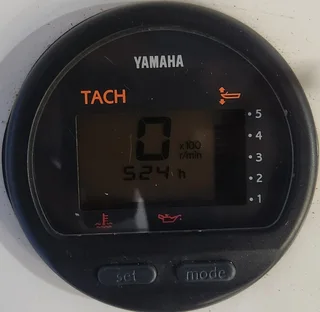 EXPLORER 540 CC ON TRAILER 2 X 60 HP YAMAHA 4 STROKES