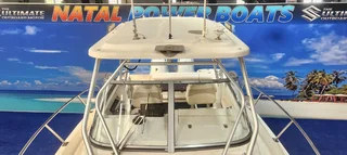 BOSTON WHALER 255 CONQUEST ON TRAILER 2 X 200 HP SUZUKI 4 STROKES