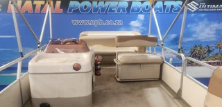SUN TRACKER 18 SIGNATURE SERIES ON TRAILER 60 HP MERCURY 4 STROKE