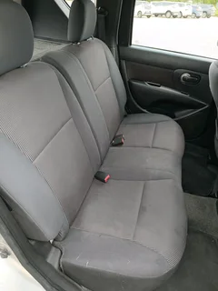 2010 Nissan Livina 1.6 X-Gear Manual