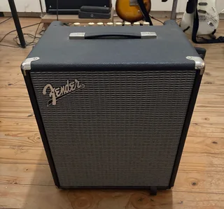 Fender Rumble 100 V3 Bass Combo Amp (Good Condition)