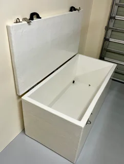 Cooler / Ice box - insulated, large