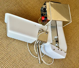 CHUM / BAIT dispenser- aut