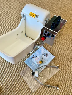 CHUM / BAIT dispenser- aut