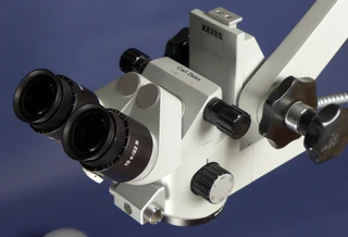 ZEISS OPMI 11 FC Spot SURGICAL MICROSCOPE on S21 FLOOR STAND