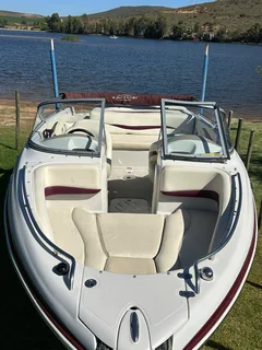 Tahoe Q7i Bowrider speedboat&#43; Trailer — Clanwilliam — FSH, Ready to Launch