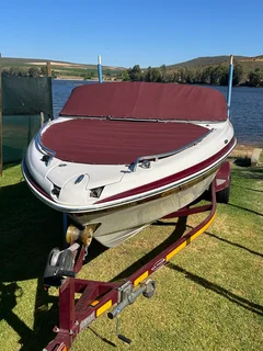 Tahoe Q7i Bowrider speedboat&#43; Trailer — Clanwilliam — FSH, Ready to Launch
