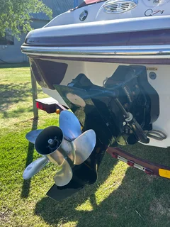 Tahoe Q7i Bowrider speedboat&#43; Trailer — Clanwilliam — FSH, Ready to Launch
