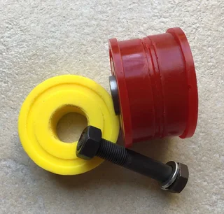 Pajero3 rear diff front support bushes