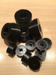 Mitsubishi Pajero 2 trailing arm bushes MB809388