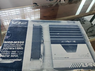 Alpine MRD-M300 V12 AMP