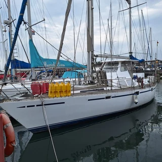 Oyster 435 Cruising Monohull Huge Reduction