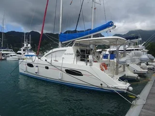 Leopard 38 Cruising Catamaran