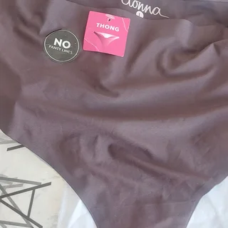 Closing in bulk .Black December sale