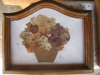 Paintings, Picture frames, decorative pictures