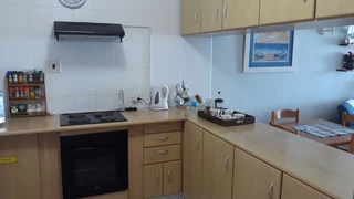 STRAND: Stunning Beachfront apartment