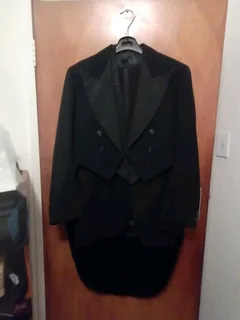 Dress suit