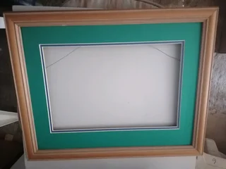 Picture frames and Beautiful framed paintings/pictures