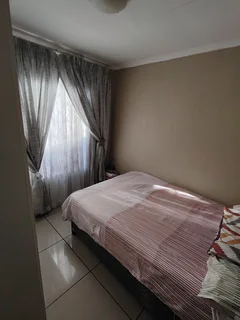 Nice and affordable property for sale in Soshanguve Vv with Flisp