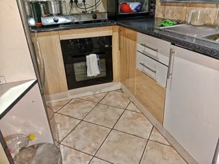 Move in ready rental 3 bedroom house available in Pretoria west