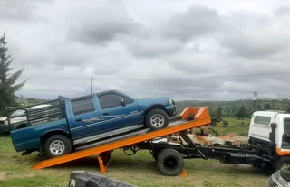 TOWING SERVICE 24H  // ROLLBACK  // MACHINE MOVING