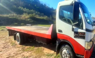 TOWING SERVICE 24H  // ROLLBACK  // MACHINE MOVING