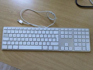 Apple Wired Keyboard, some keys not working