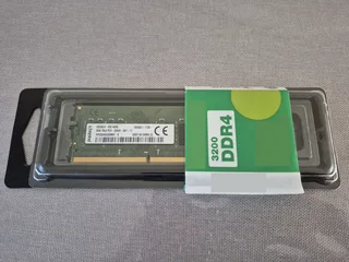 Kingston DDR4 8Gig RAM module