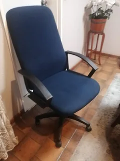 Office swivel chair