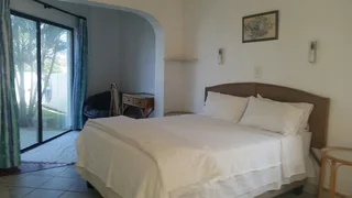 UMHLANGA upmarket 2 bed granny flat