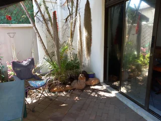 Umhlanga Rental upmarket 2 bed garden flat
