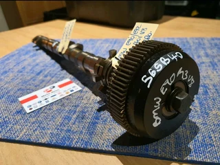BMW "E90" M3 V8 camshaft assembly !!!