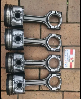 2GD pistons &#43; conrods (2.4GD6)