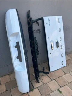 Ford Ranger T6 tailgate (D/C)