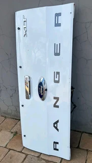 Ford Ranger T6 tailgate (D/C)