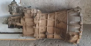 Isuzu Kb250 Gearbox (4jb1)