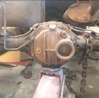 ISUZU KB250 rear diff assembly (DMAX)