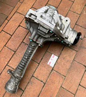 Landcruiser 200 series front diff (1VD_FTE)