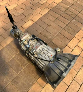 Hilux 6 speed manual gearbox (2GD)