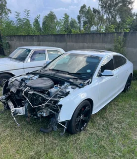 AUDI B8 stripping for spares !!!