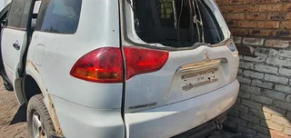 Pajero Sport stripping for spares !!!