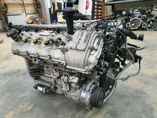 BMW V10 engine (S85)