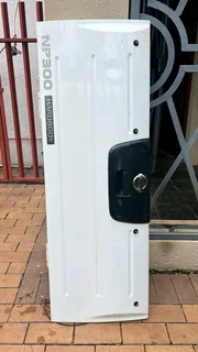 Nissan Hardbody (dpuble cab) Tailgate