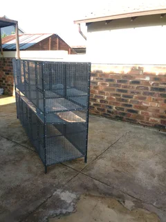AVIARIES  AND BREEDING  CAGES for RABBITS  and other PETS according  bird  breeders  specifications